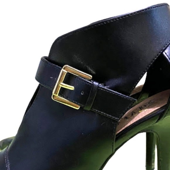 ●SALE●$🇨🇦Hayden's Brash Buckled Bootie - Picture 11 of 12